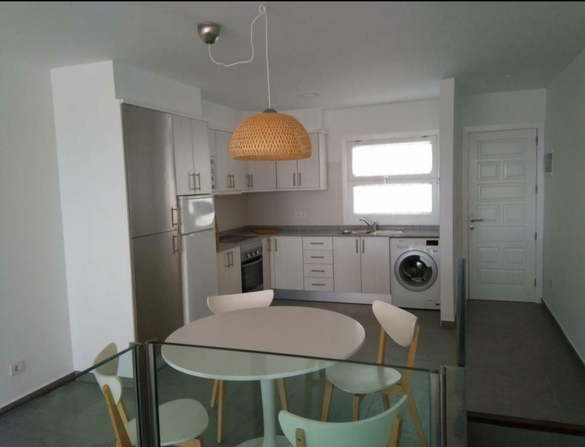Apartamento Bonito Y Espacioso Al Lado De La Playa.
