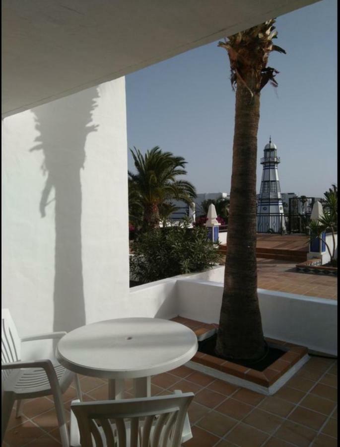 Apartamento Bonito Y Espacioso Al Lado De La Playa. *